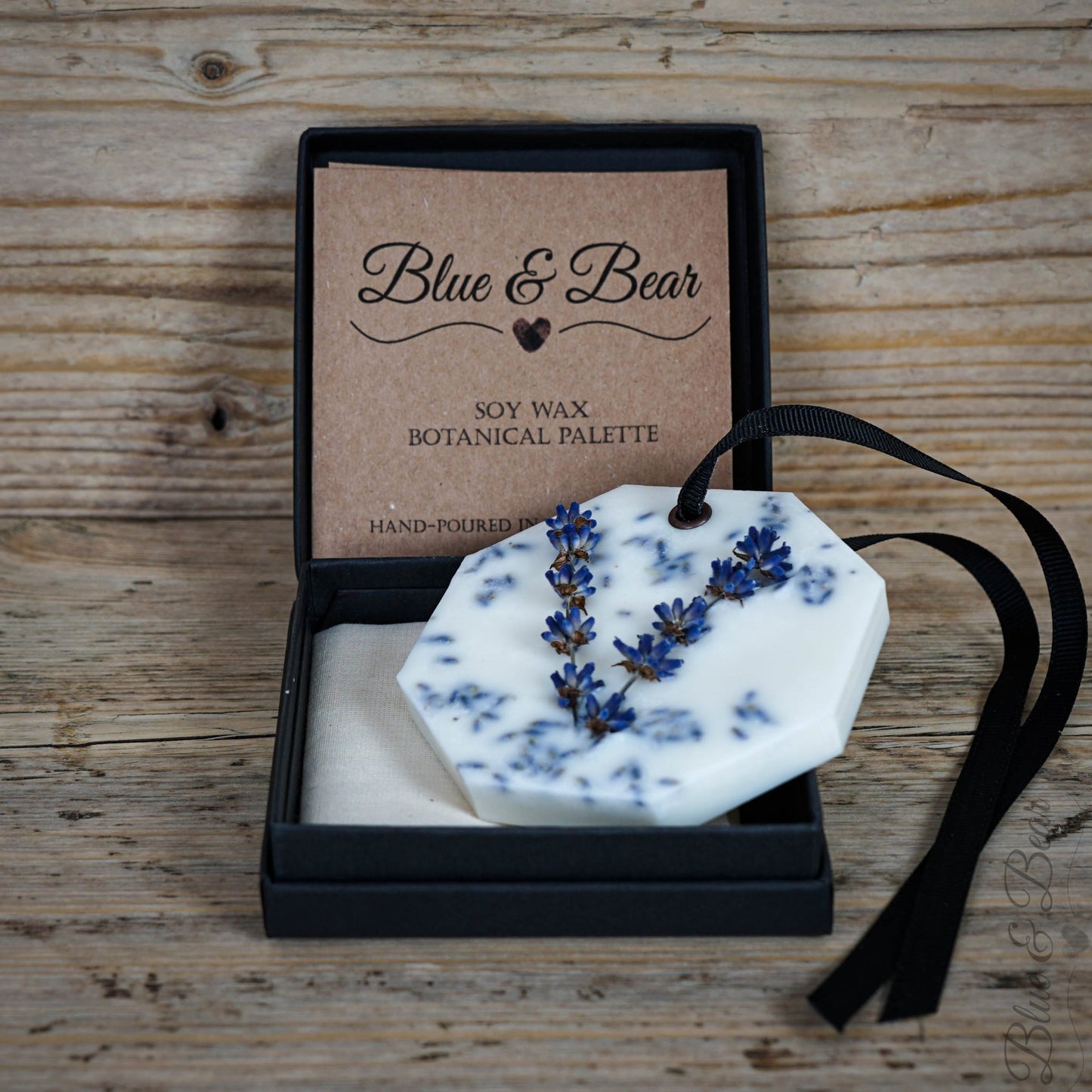 Natural Soy Wax Botanical Palette BREATHE - Lavender, Lemongrass, Tea Tree - rear view on open gift box 
