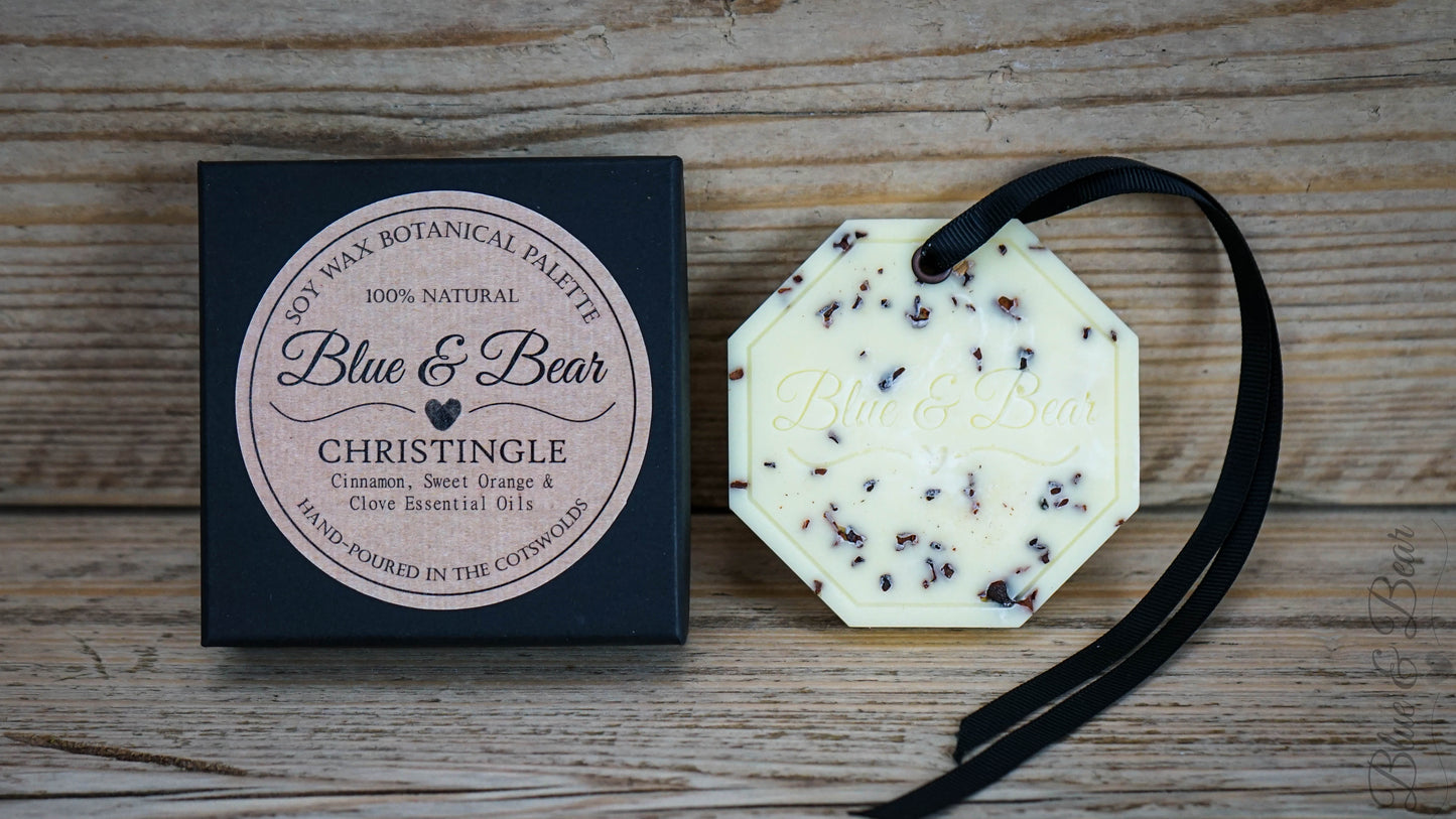 Front view Natural Soy Wax Botanical Palette CHRISTINGLE - Cinnamon, Clove, and Sweet Orange  - cosy christmas aroma