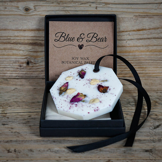 Natural Soy Wax Botanical Palette MEADOW - Geranium, Lavender, Ylang Ylang - rear view on open gift box 